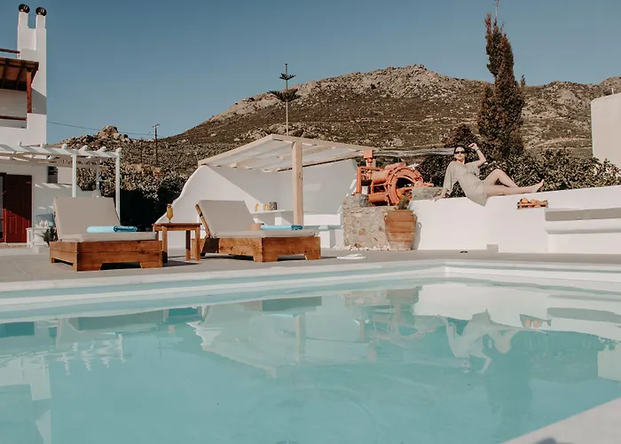 Of Roses In Naxos - Private With Pool *