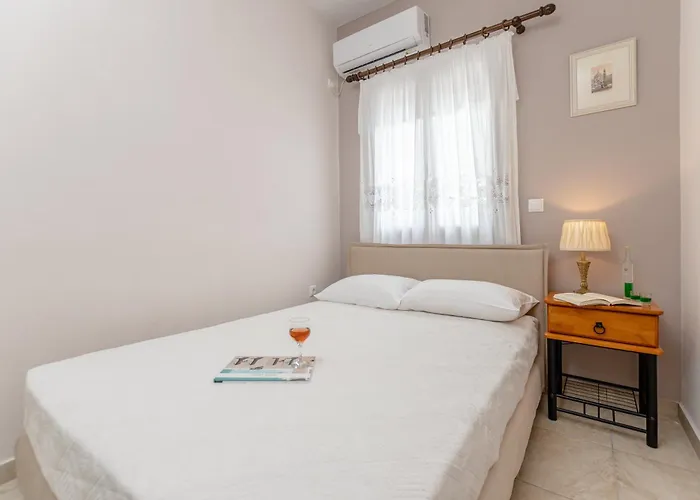 Of Roses In Naxos - Private With Pool 빌라