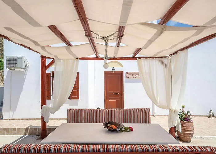 Of Roses In Naxos - Private With Pool 빌라 Naxos City