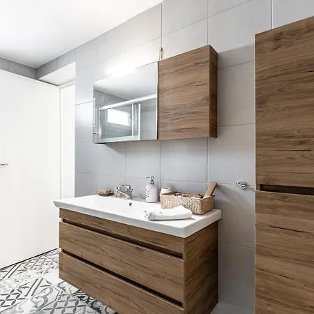 Of Roses In Naxos - Private With Pool