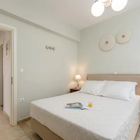 فيلة Of Roses In Naxos - Private With Pool Naxos City