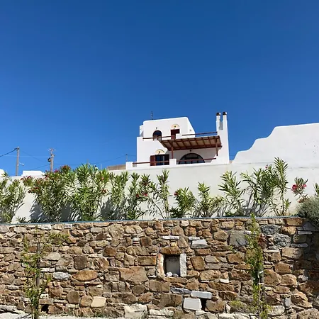 فيلة Of Roses In Naxos - Private With Pool Naxos City