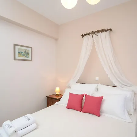 Of Roses In Naxos - Private With Pool فيلة Naxos City