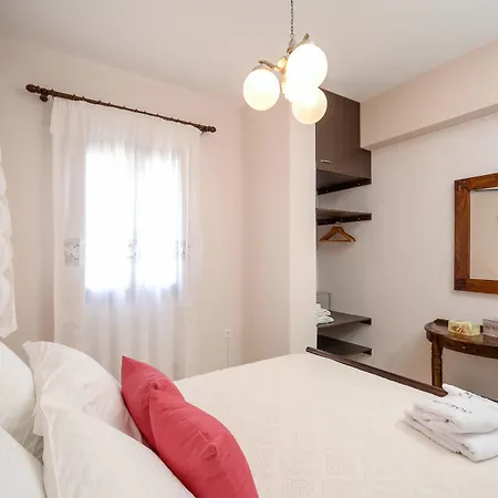 Willa Of Roses In Naxos - Private With Pool *