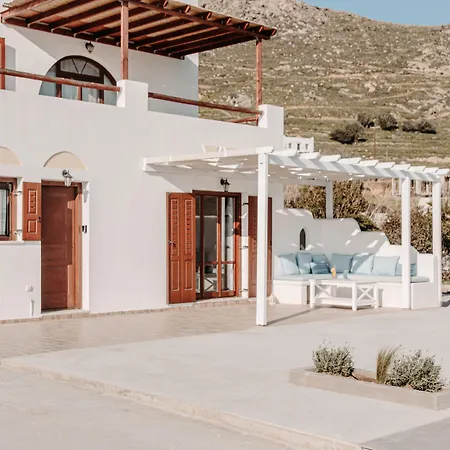 فيلة Of Roses In Naxos - Private With Pool Naxos City