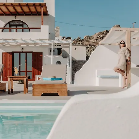 Villa Of Roses In Naxos - Private With Pool