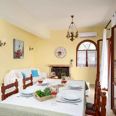 Villa Of Roses In Naxos - Private With Pool *