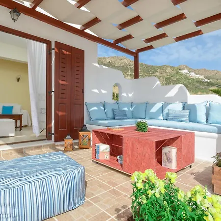 Villa Of Roses In Naxos - Private With Pool