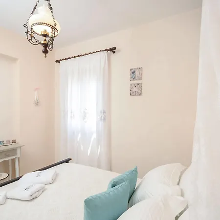 Villa Of Roses In Naxos - Private With Pool Naxos City