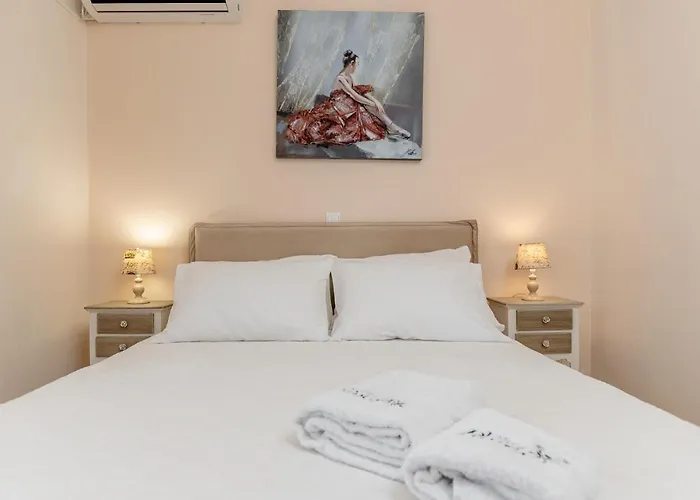 Of Roses In Naxos - Private With Pool Vila