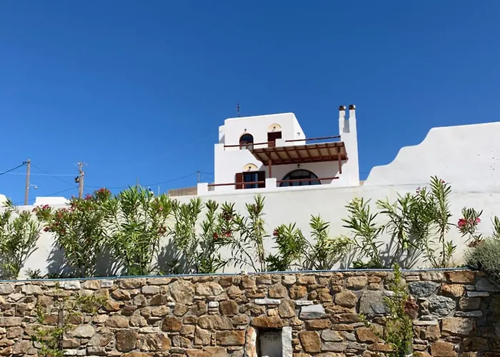 Vila Of Roses In Naxos - Private With Pool Naxos City
