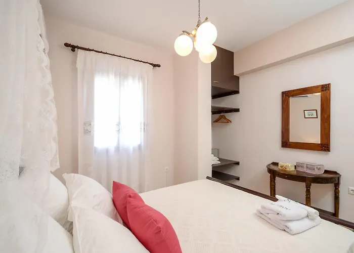 Вилла Of Roses In Naxos - Private With Pool *