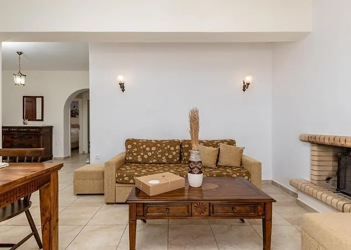 Of Roses In Naxos - Private With Pool Vila