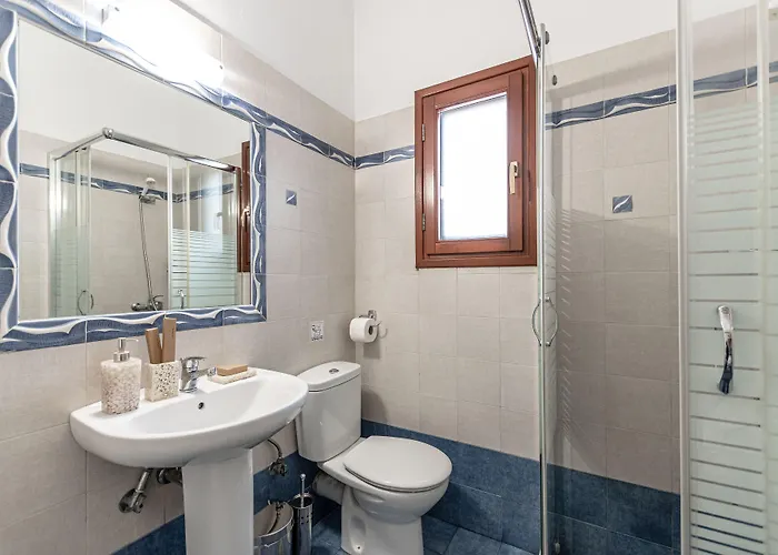 Of Roses In Naxos - Private With Pool